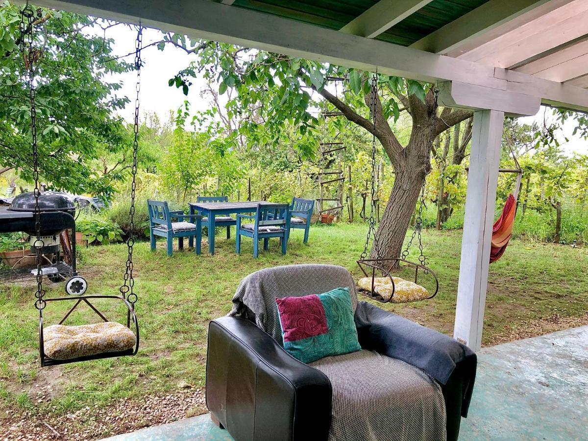 Bohemian Eco Lodge At Lake Balaton Kisapati Exterior photo